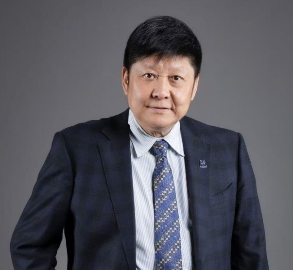 Portrait of Hongming Zhang